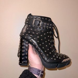 Spiked boots